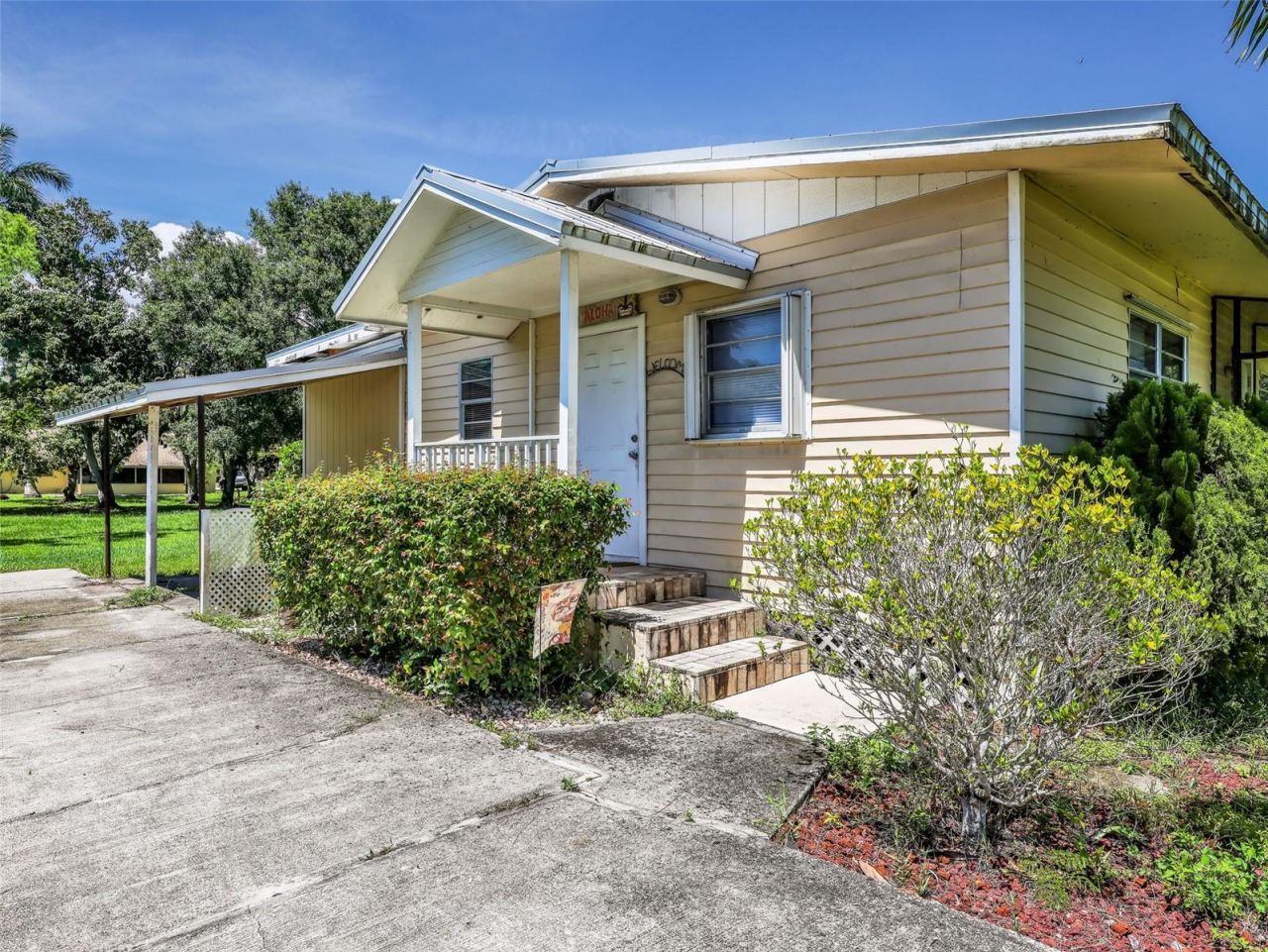 5211 Maple Lane , Naples, FL 34113 Photo