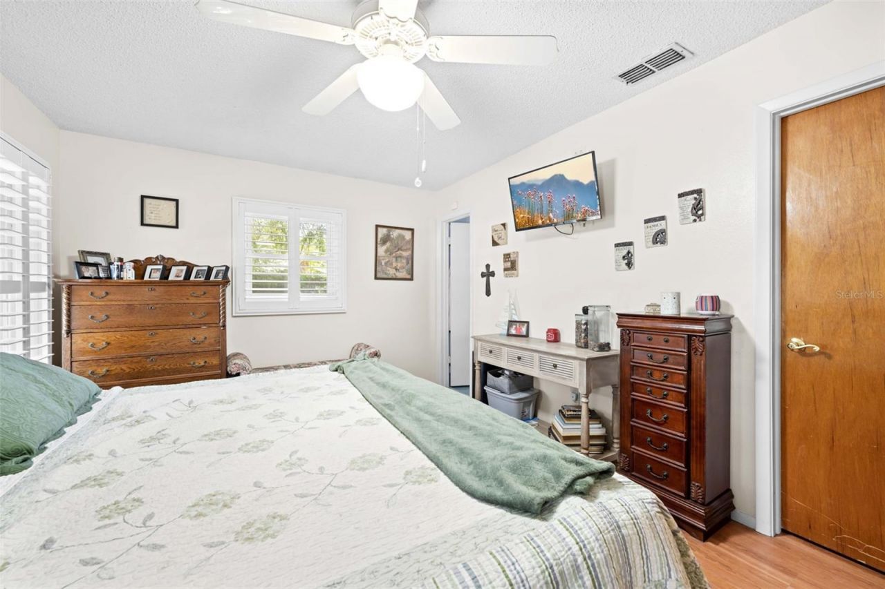 7458 Gates Circle, Spring Hill, FL 34606 Photo