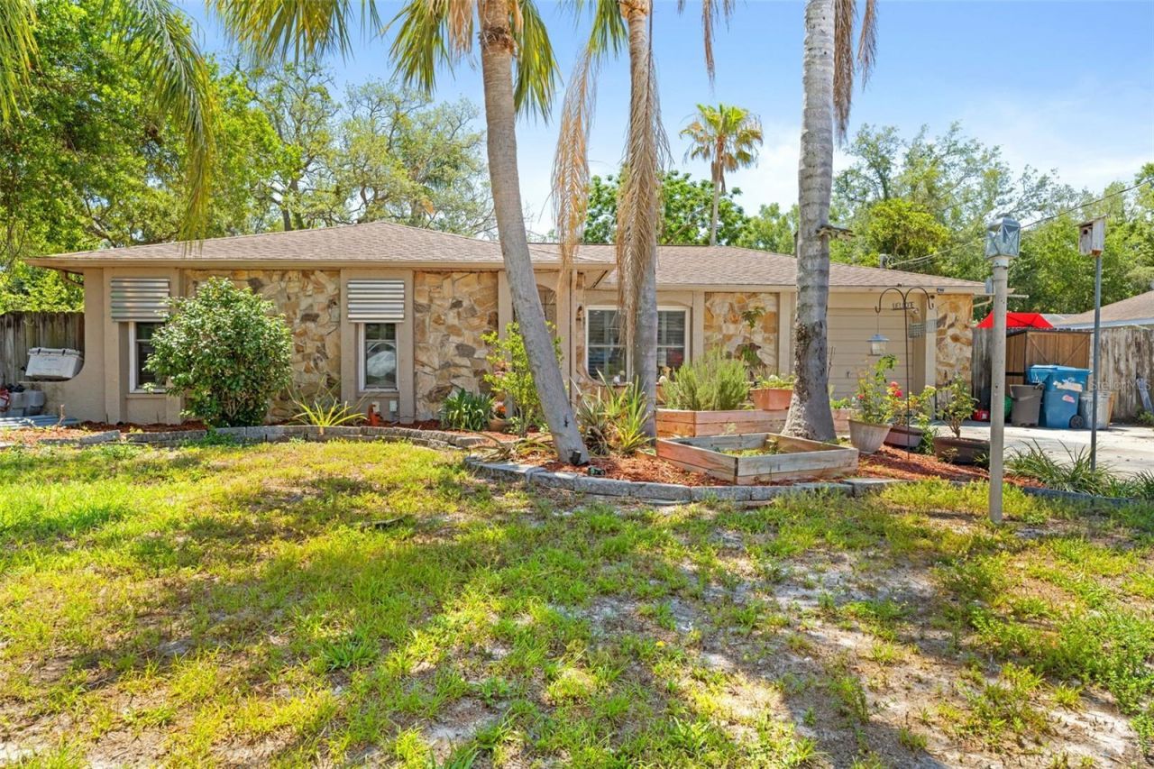7458 Gates Circle, Spring Hill, FL 34606 Photo