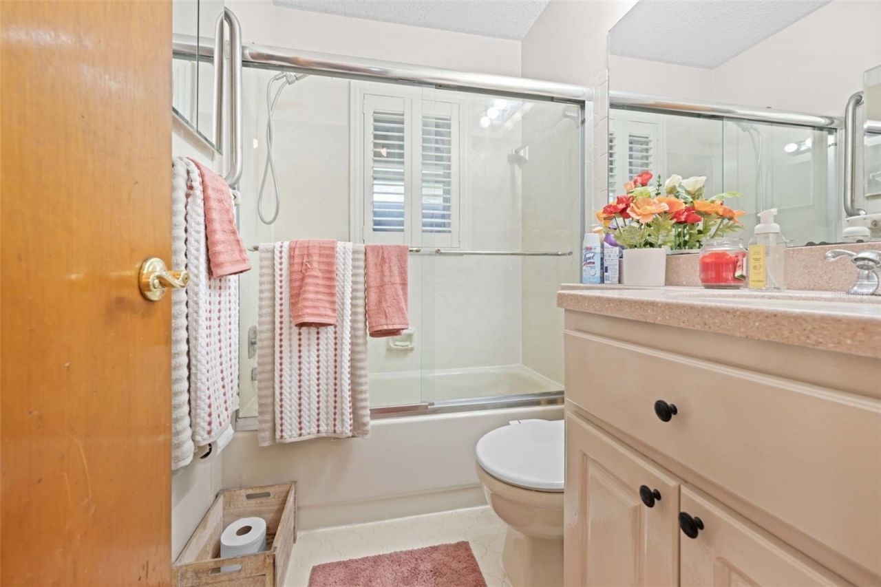 7458 Gates Circle, Spring Hill, FL 34606 Photo