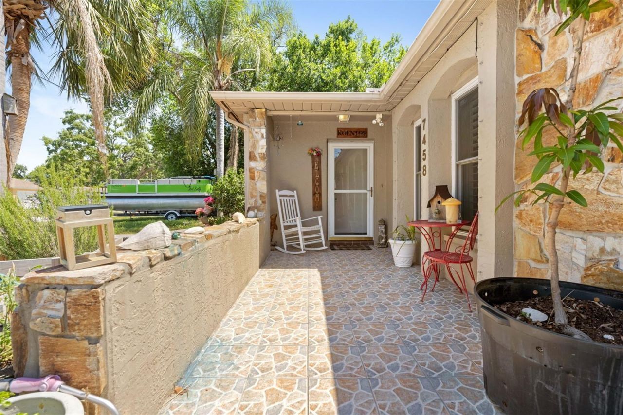 7458 Gates Circle, Spring Hill, FL 34606 Photo