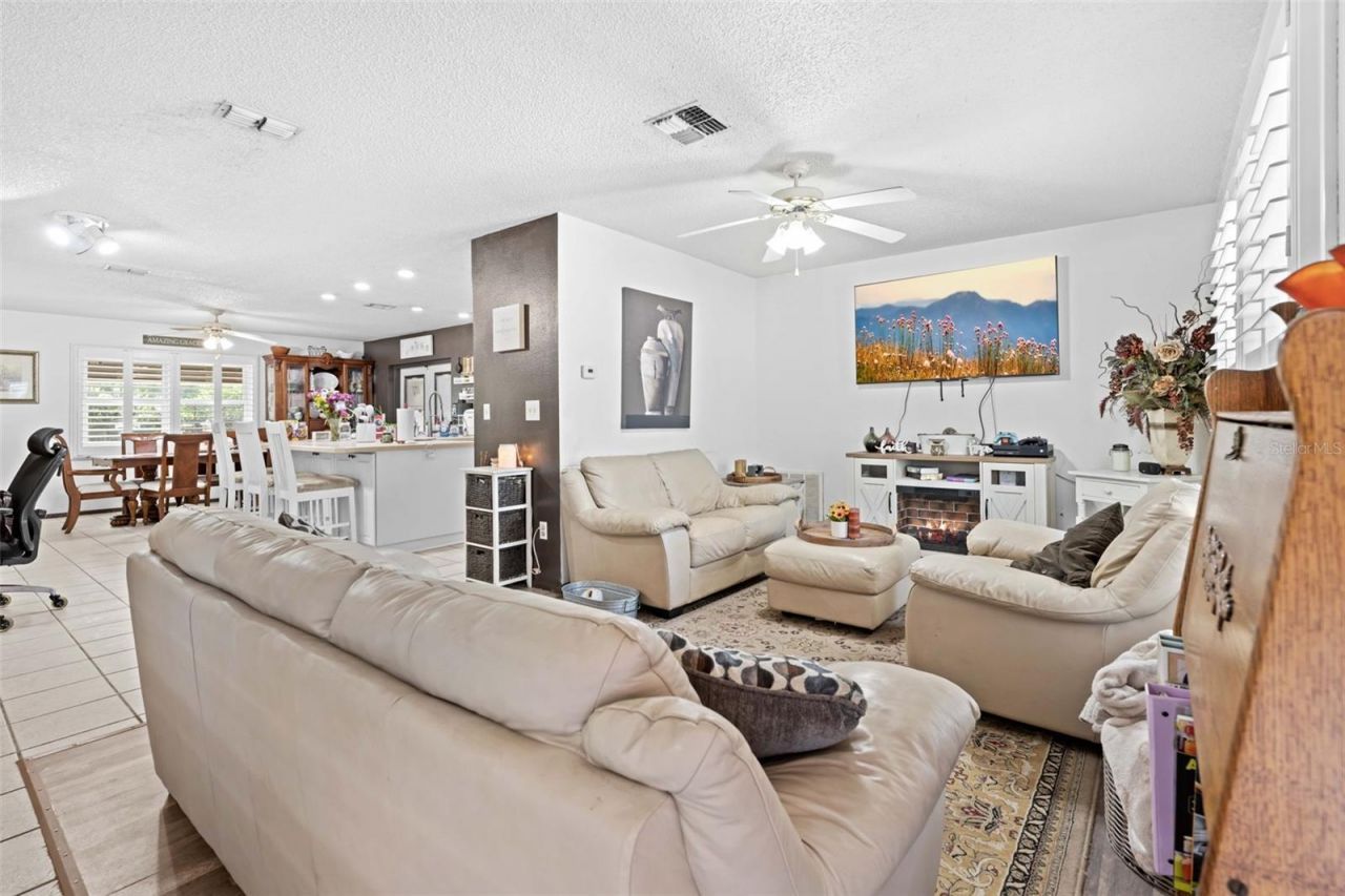 7458 Gates Circle, Spring Hill, FL 34606 Photo