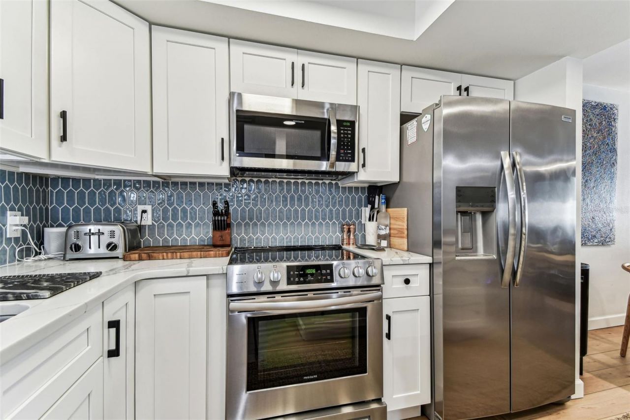 620 Edgewater Drive , Unit 204, Dunedin, FL 34698 Photo