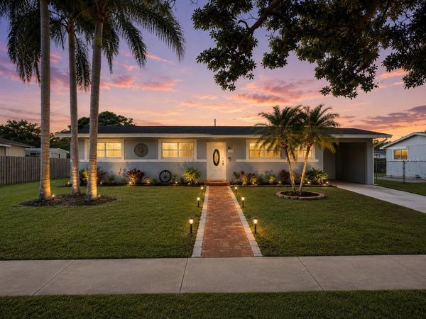 1029 W COUNTRY CLUB CIRCLE , FORT LAUDERDALE, FL 33317
