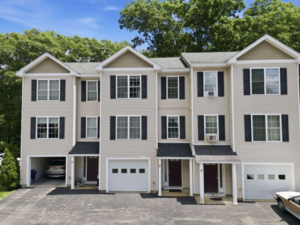 29 Melissa Way, Unit B, Laconia, NH 03246