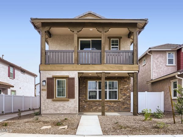 8304 E PETERSON Avenue, Mesa, AZ 85212