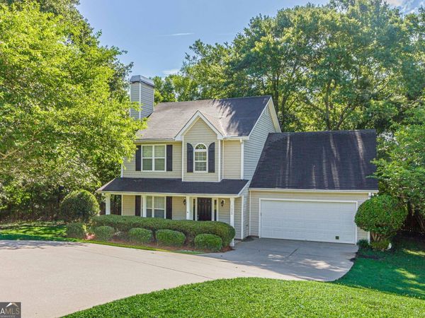 1520 Riverglen Drive, Loganville, GA 30052