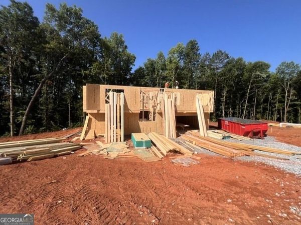 284 Stonington Drive, Mount Airy, GA 30563