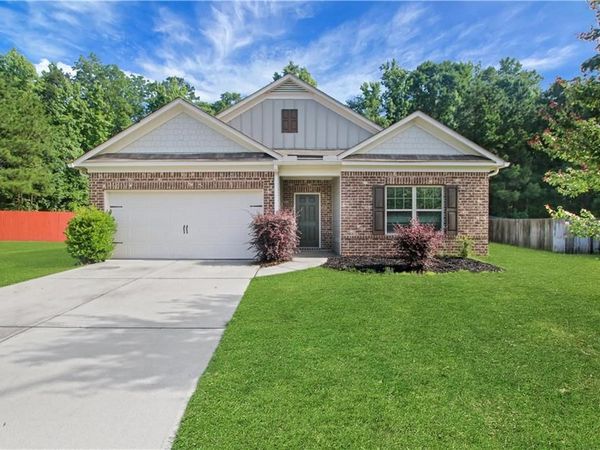 697 Scotland Drive , Dallas, GA 30132