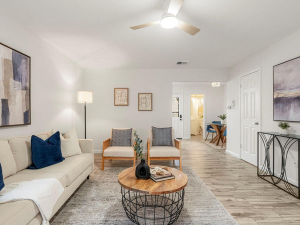 8400 Jamestown DR, Unit 310, Austin, TX 78758