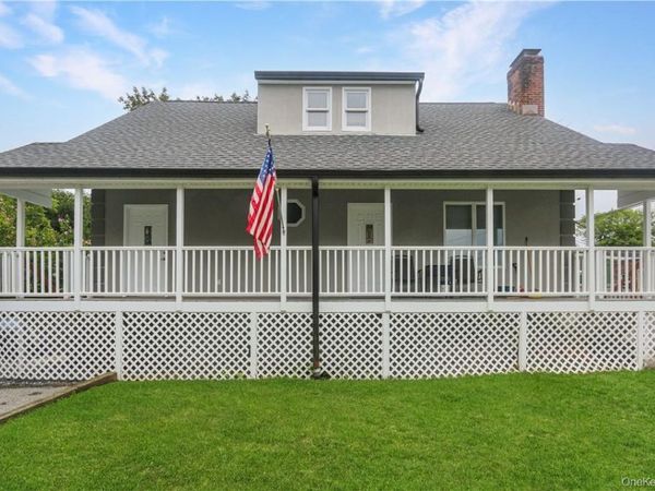 7 Meadow Street , Goldens Bridge, NY 10526