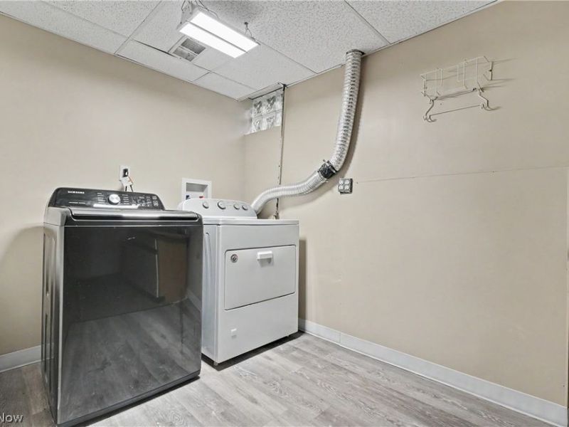 1372 Doncaster Drive, Youngstown, OH 44511 Photo 24