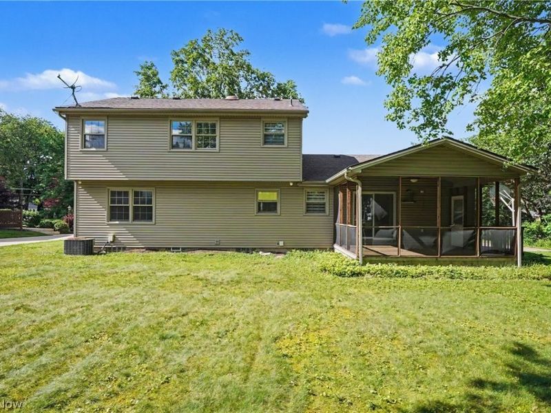 1372 Doncaster Drive, Youngstown, OH 44511 Photo 38