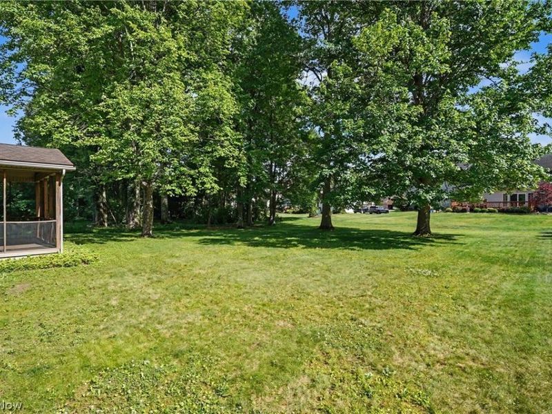 1372 Doncaster Drive, Youngstown, OH 44511 Photo 42