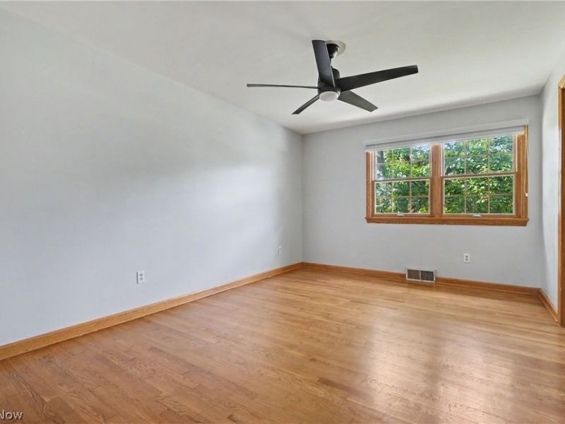1372 Doncaster Drive, Youngstown, OH 44511 Photo 8