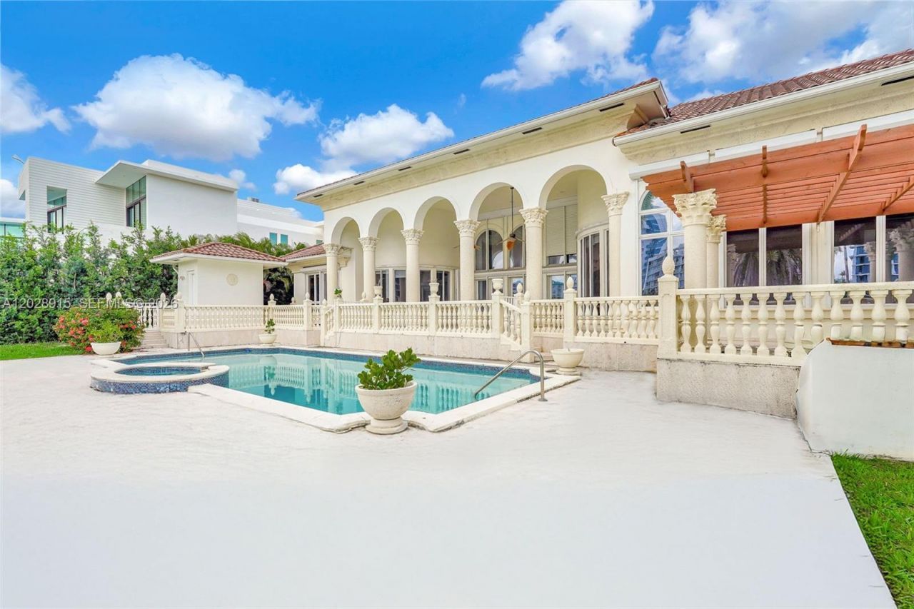 166 Bal Bay Dr, Bal Harbour, FL 33154 Photo