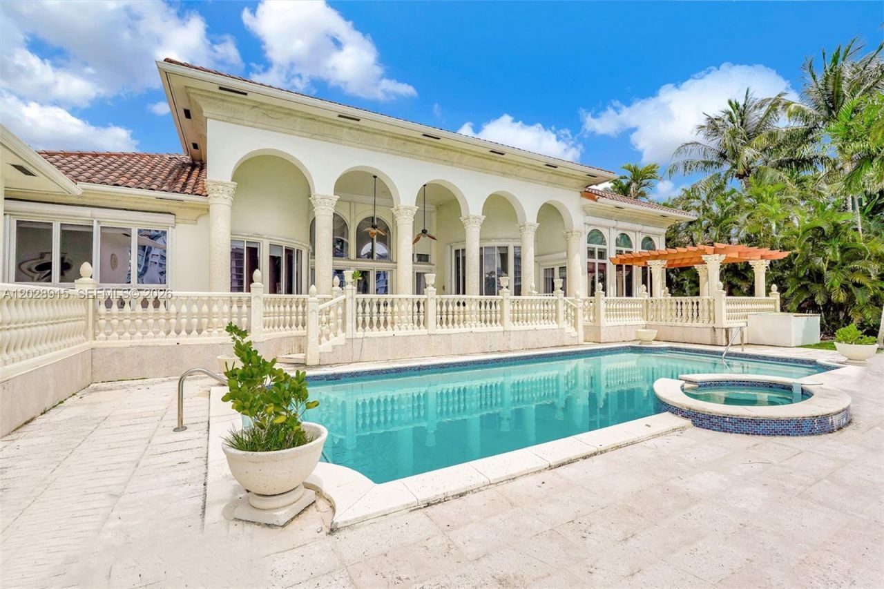 166 Bal Bay Dr, Bal Harbour, FL 33154 Photo