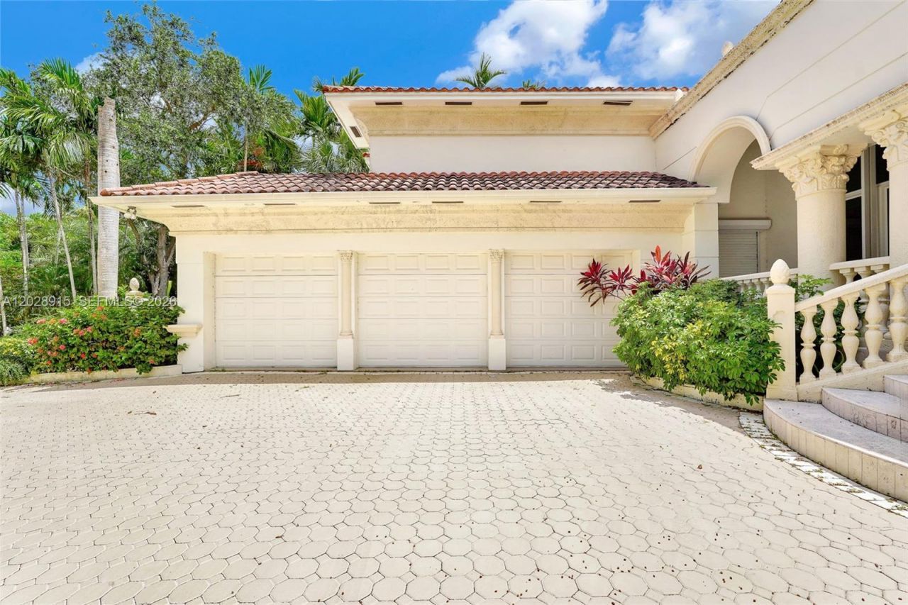166 Bal Bay Dr, Bal Harbour, FL 33154 Photo