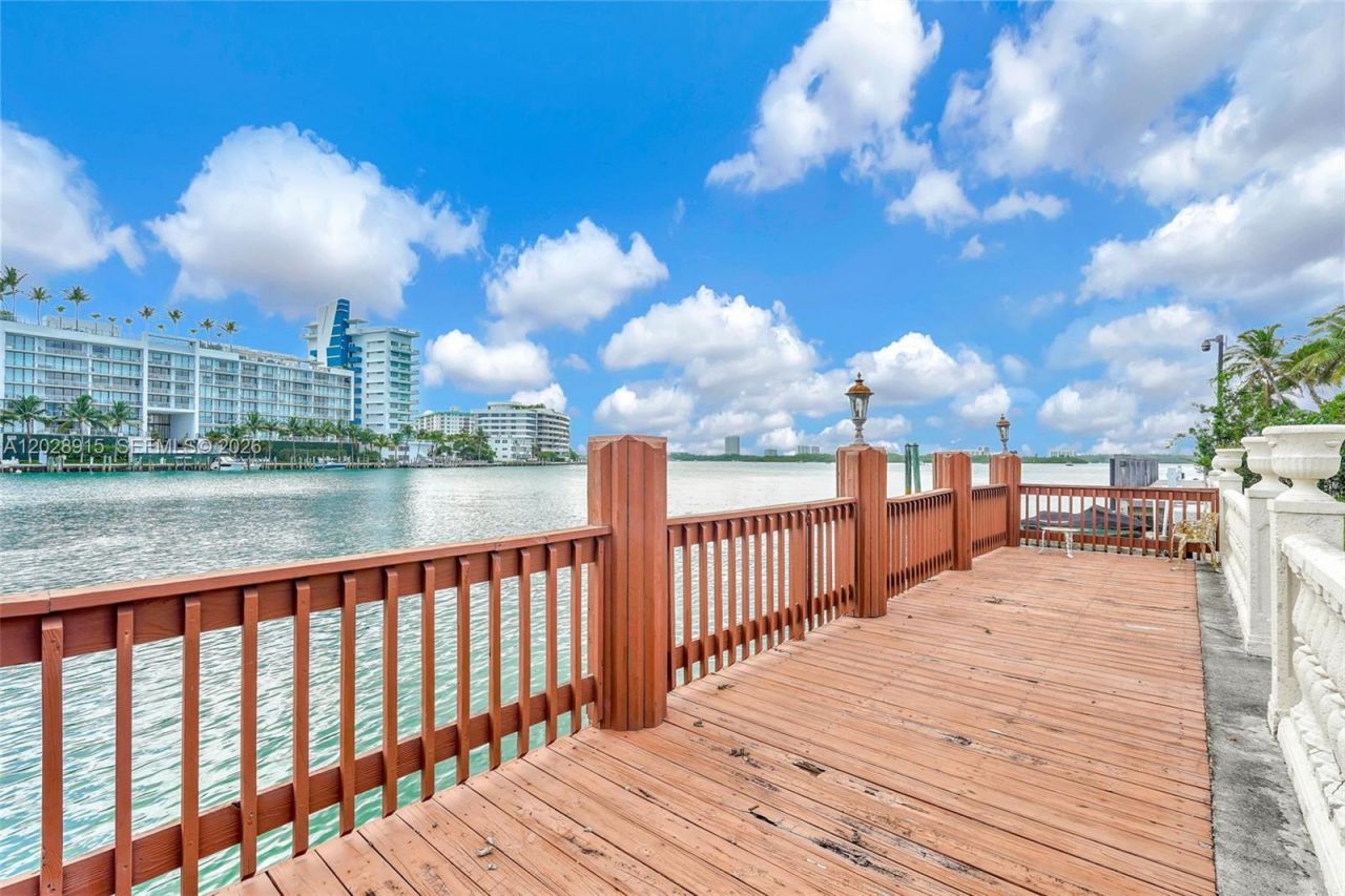 166 Bal Bay Dr, Bal Harbour, FL 33154 Photo