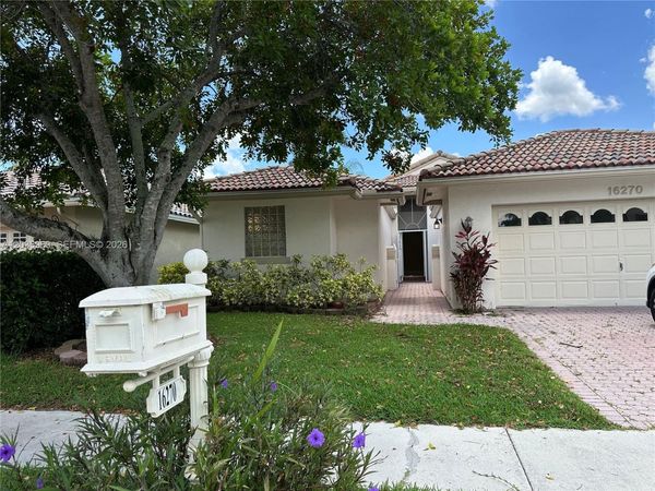 16270 La Costa Dr , Weston, FL 33326
