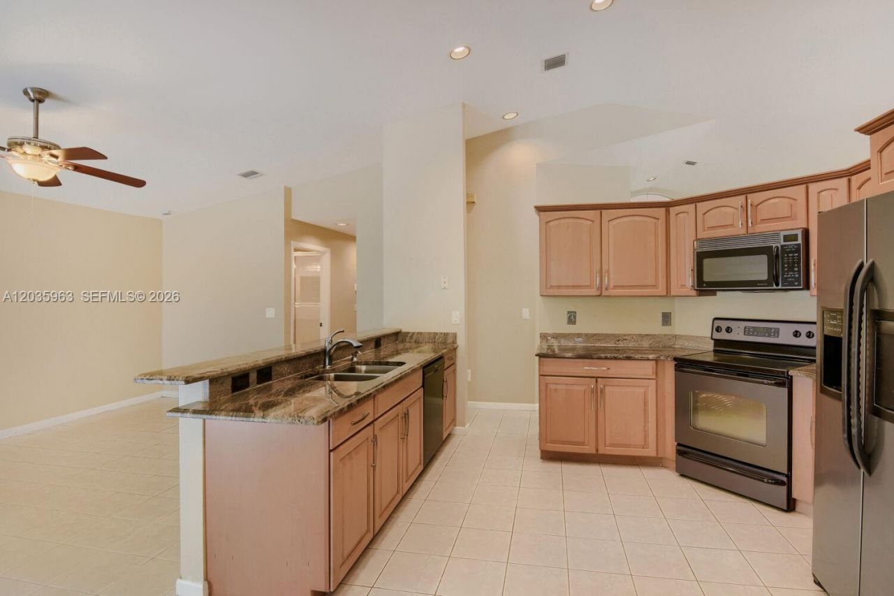16270 La Costa Dr, Weston, FL 33326 Photo