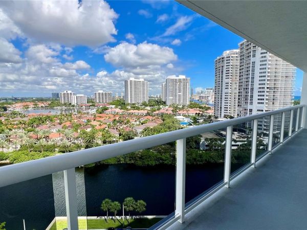 20505 E Country Club Dr, Unit 1639, Aventura, FL 33180