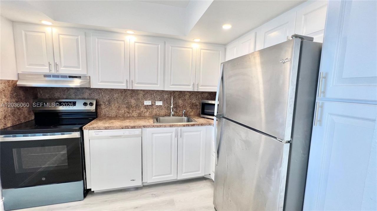20505 E Country Club Dr, Unit 1639, Aventura, FL 33180 Photo