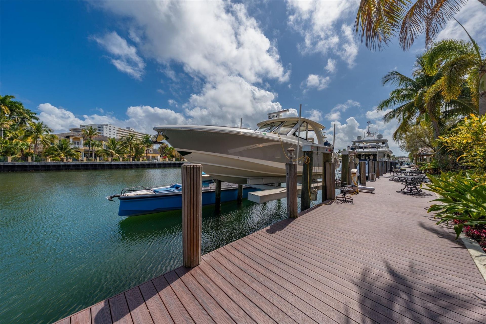 330 Royal Plaza Drive, Fort Lauderdale, FL 33301 Photo