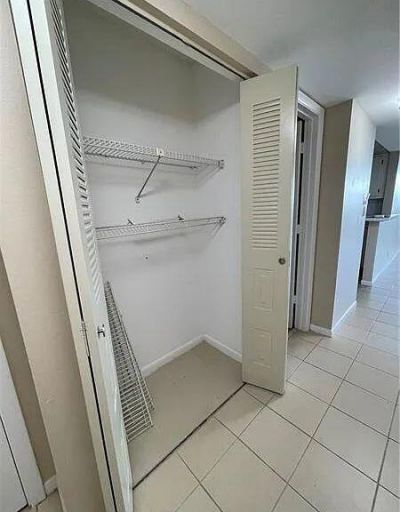 3001 W Rolling Hills, Unit 608, Davie, FL 33328 Photo