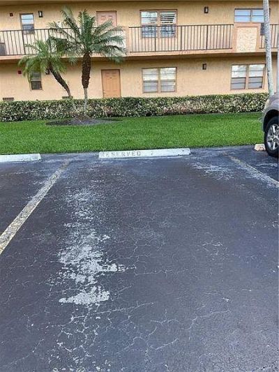 3001 W Rolling Hills, Unit 608, Davie, FL 33328 Photo