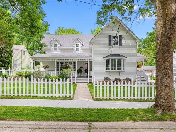 N37W6046 Wurthmann St, Cedarburg, WI 53012