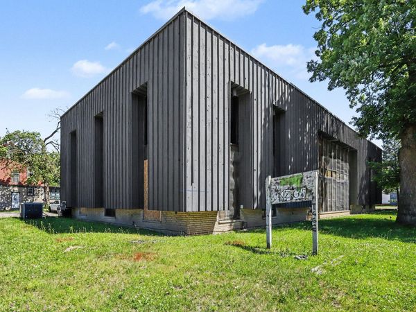 1511 Portage Street, Kalamazoo, MI 49001