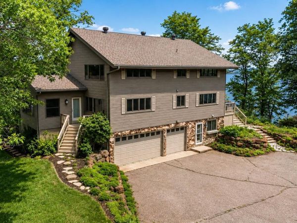 10604 Montgomery Avenue NW, Annandale, MN 55302