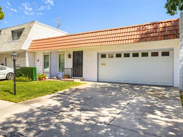3478 E Victory Avenue, Las Vegas, NV 89121