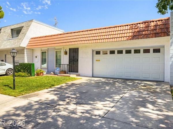3478 E Victory Avenue, Las Vegas, NV 89121