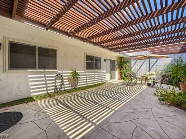 3478 E Victory Avenue, Las Vegas, NV 89121