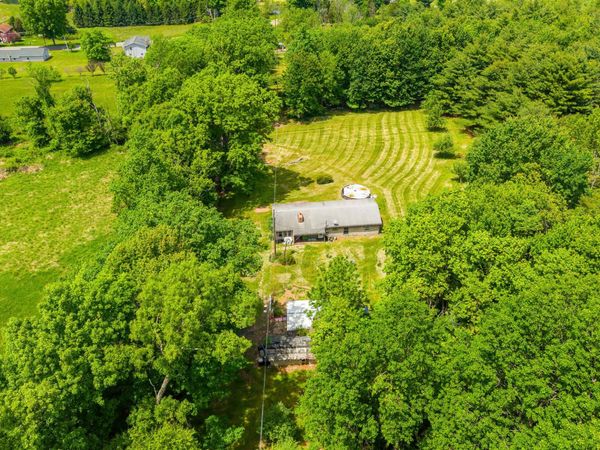 526A MOUNTAIN SHADOW Lane, Bloomsburg, PA 17815