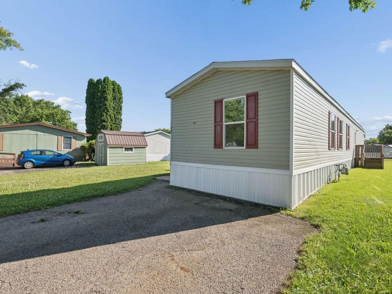 102 Woodfield Place , Ashville, OH 43103 Photo 4