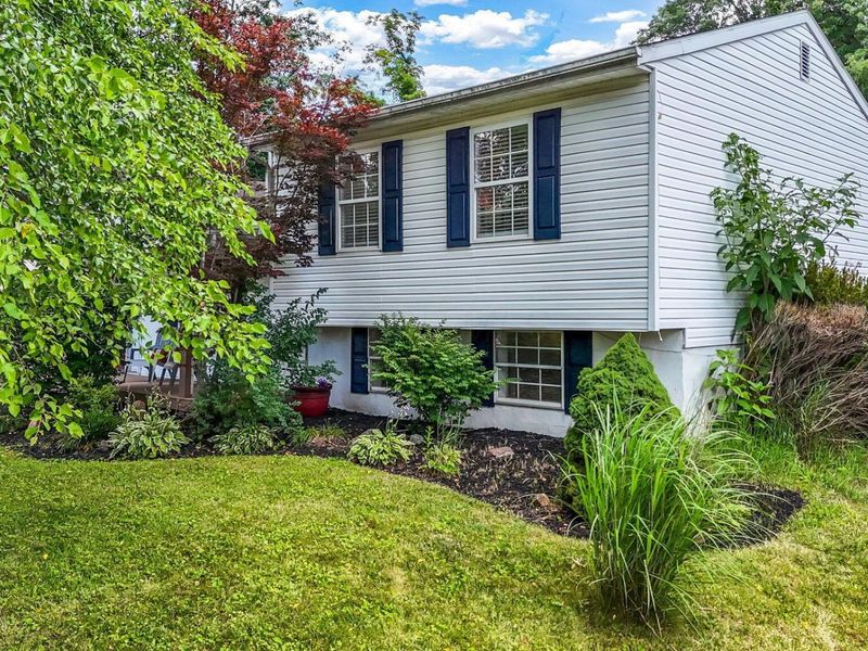 403 W South Street, McArthur, OH 45651 Photo 3