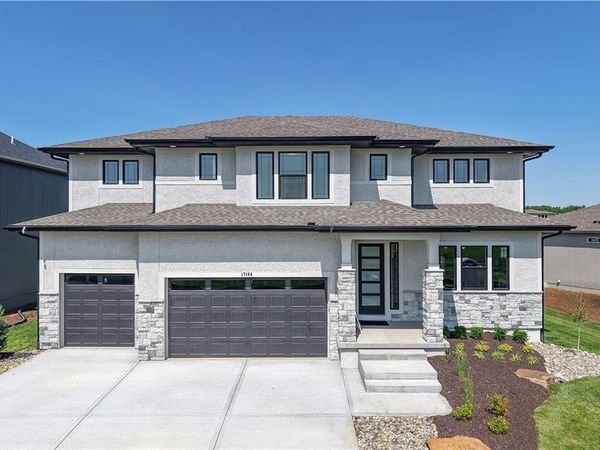 16965 W 172nd Terrace, Olathe, KS 66062
