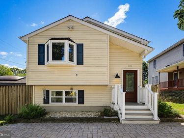 601 CENTER DRIVE, SEVERNA PARK, MD 21146