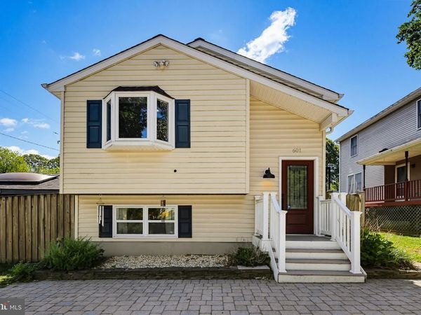 601 CENTER DRIVE, SEVERNA PARK, MD 21146