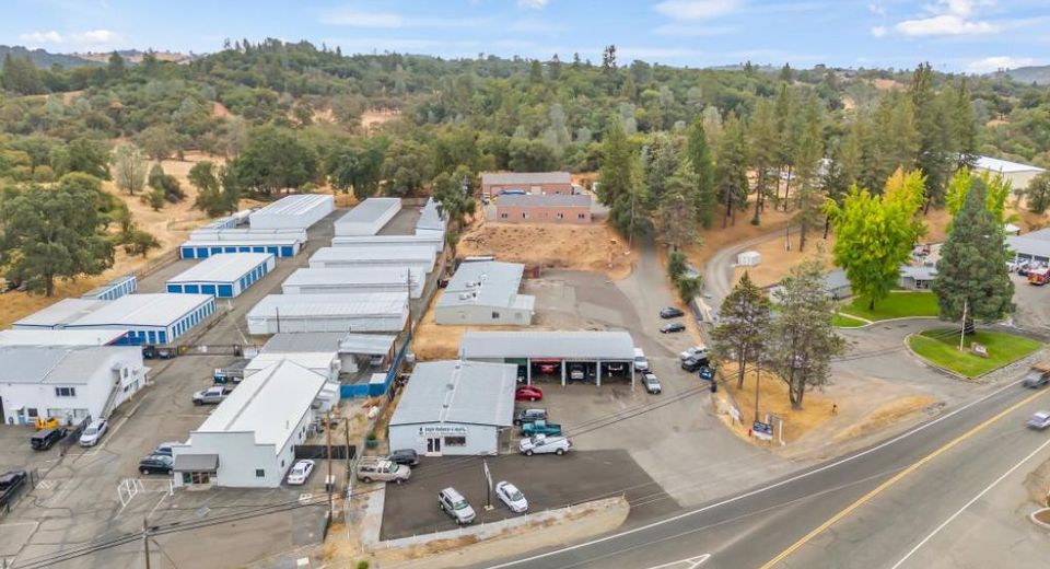 5690-5696 Mother Lode Dr, Placerville, CA 95667 Photo