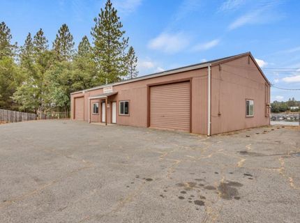 5690-5696 Mother Lode Dr, Placerville, CA 95667 Photo