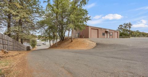5690-5696 Mother Lode Dr, Placerville, CA 95667 Photo