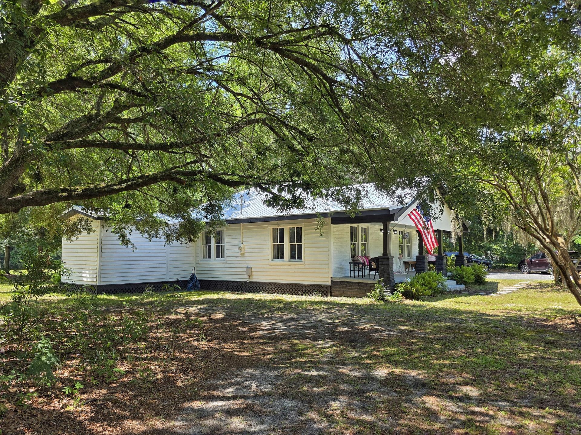 1315 Ridge Road Photo 2