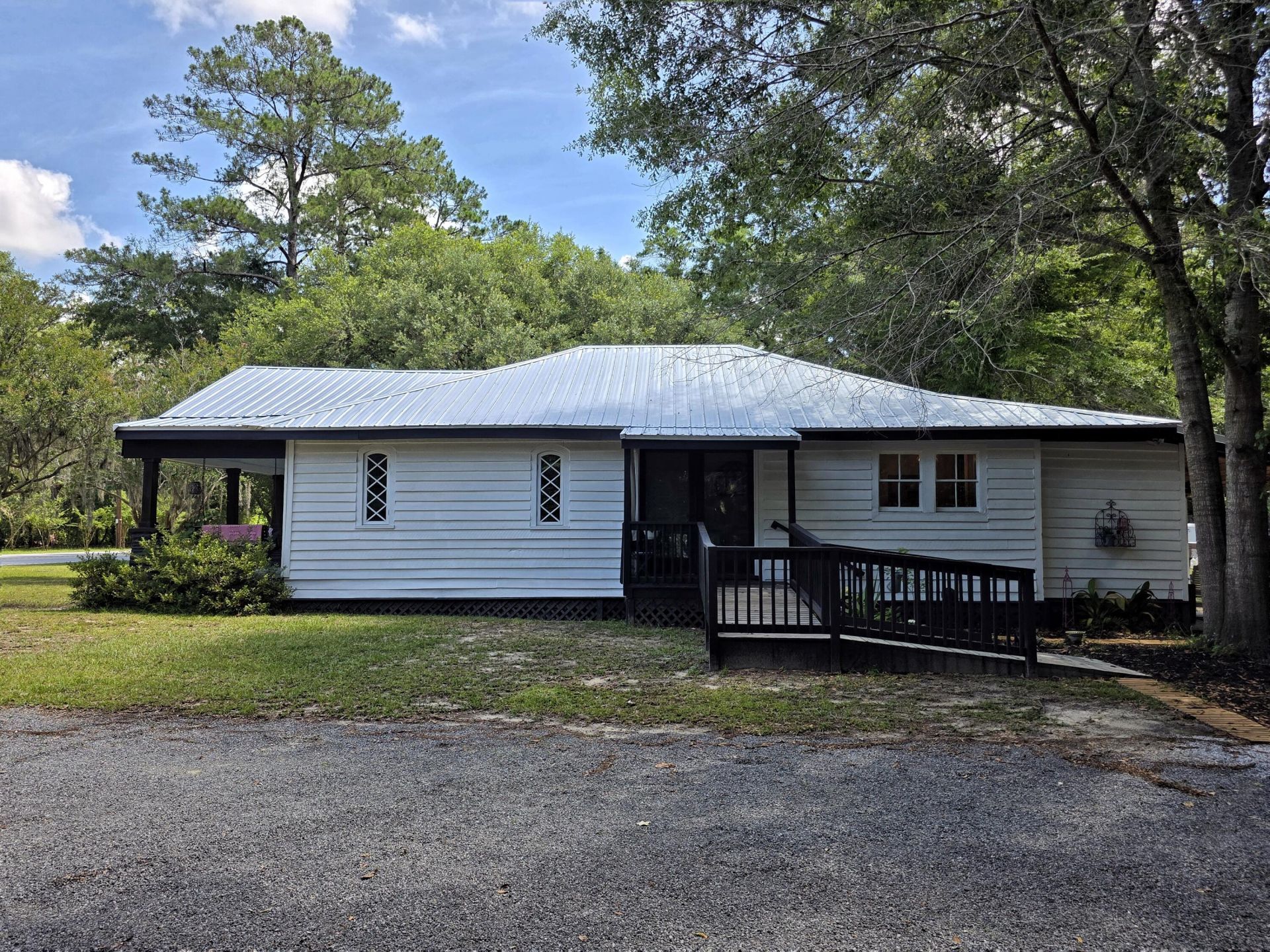 1315 Ridge Road Photo 5