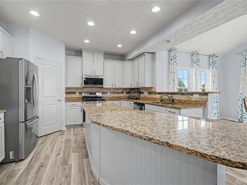 10226 Morgan Grey Court, Washington Township, OH 45458 Photo 11