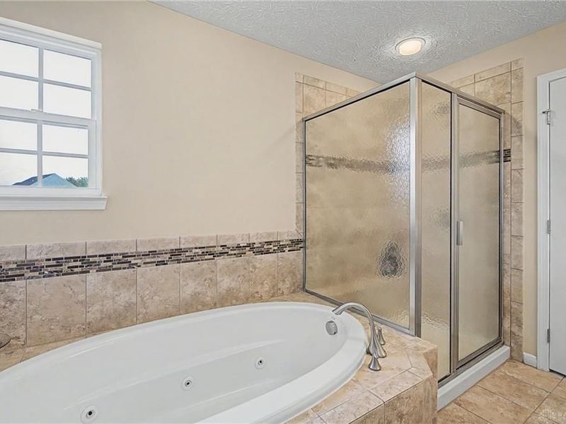 10226 Morgan Grey Court, Washington Township, OH 45458 Photo 23