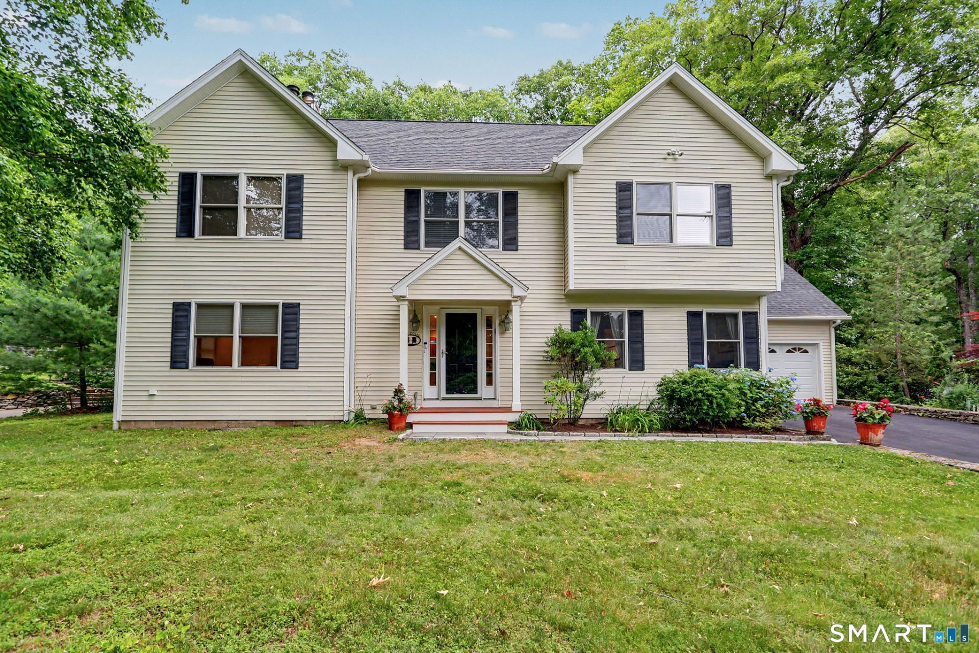 95 Bart, Monroe, CT 06468 Main Photo